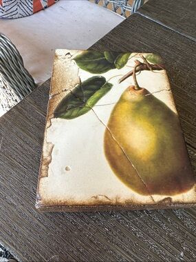 Sid dickens retired T-135 pear holiday release VTG 2003 excellent 6x8
